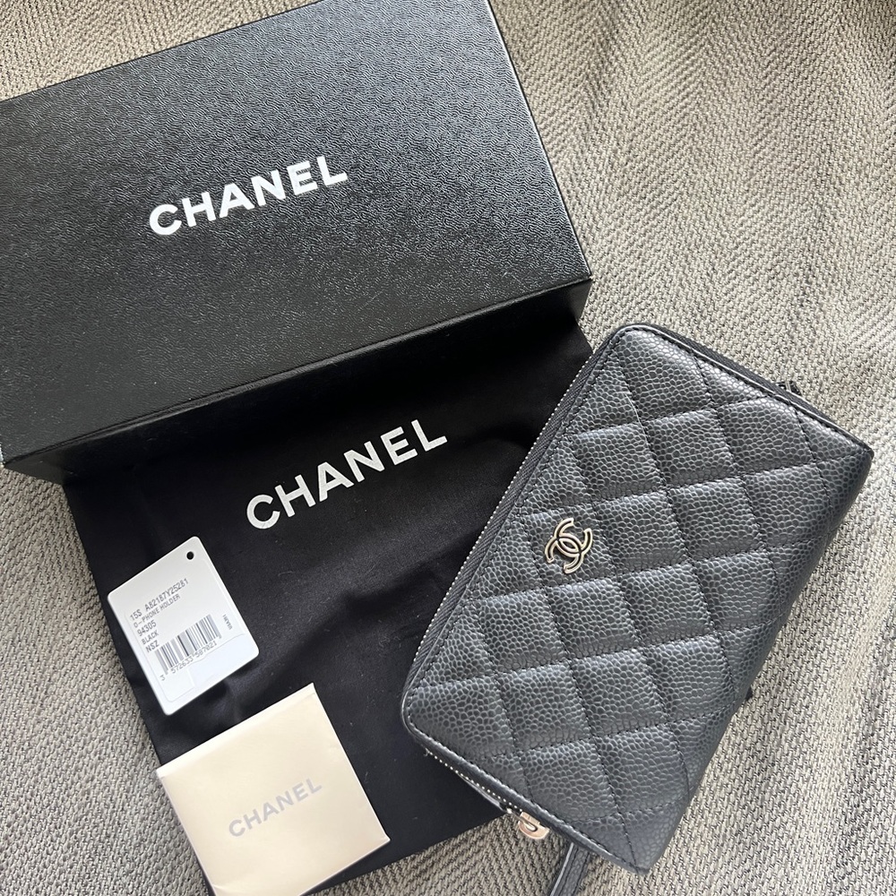 NWOT AUTHENTIC CHANEL three zip pouch